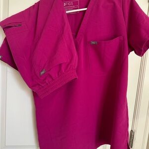 Figs Women's Bright Pink Short Sleeve Tee